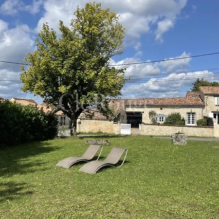 Converted Barn In Winelands * Eynesse