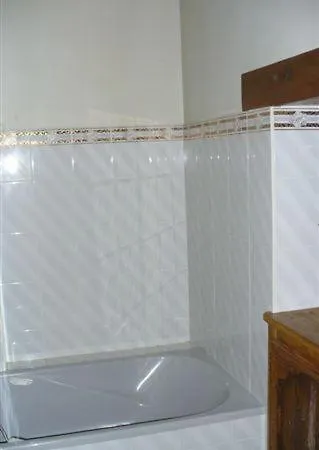 Converted Barn In Winelands Eynesse