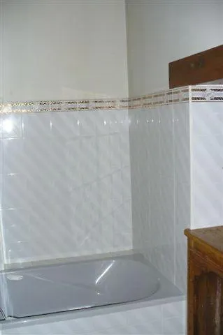 Converted Barn In Winelands Eynesse